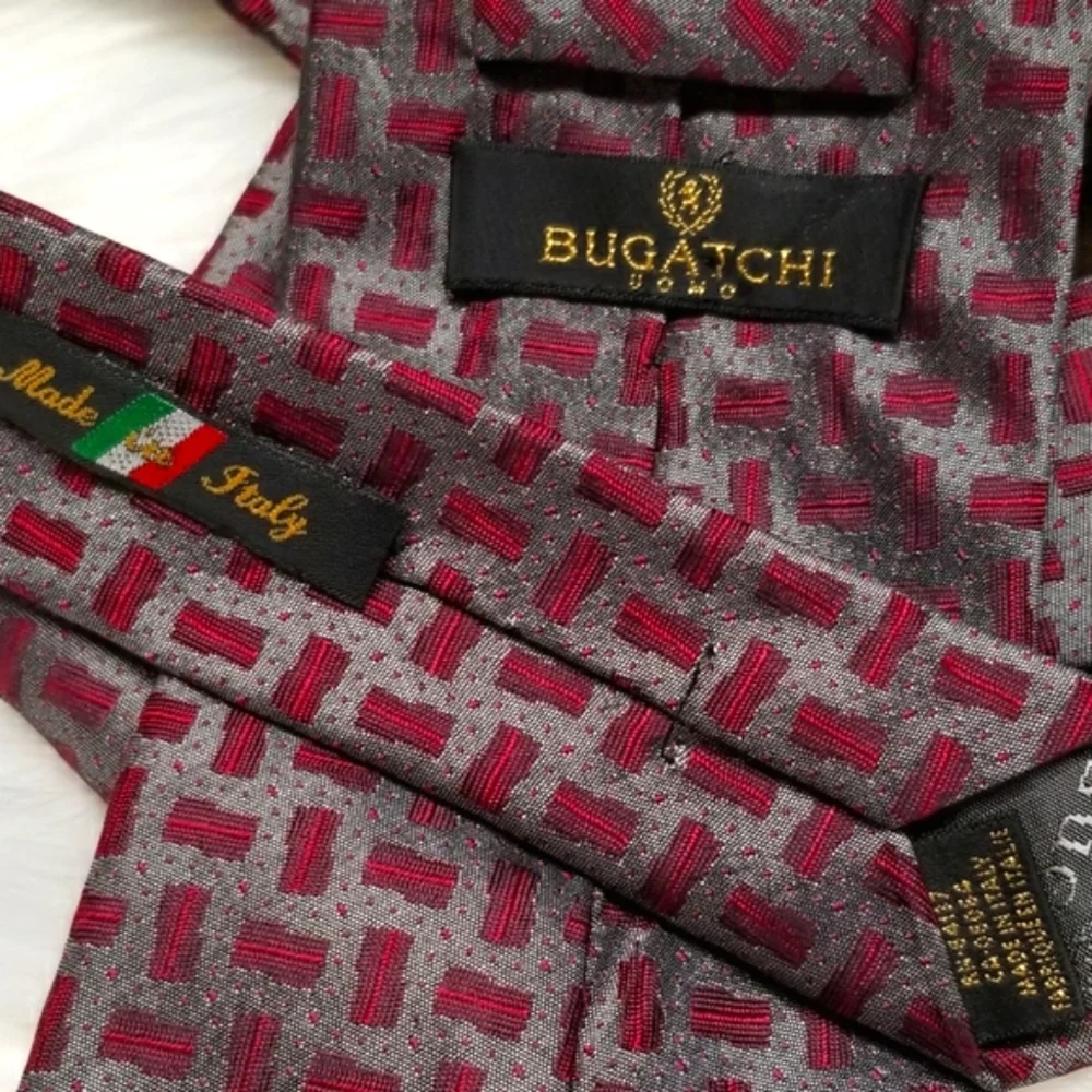 Bugatchi Uomo Made in Italy Silk Tie